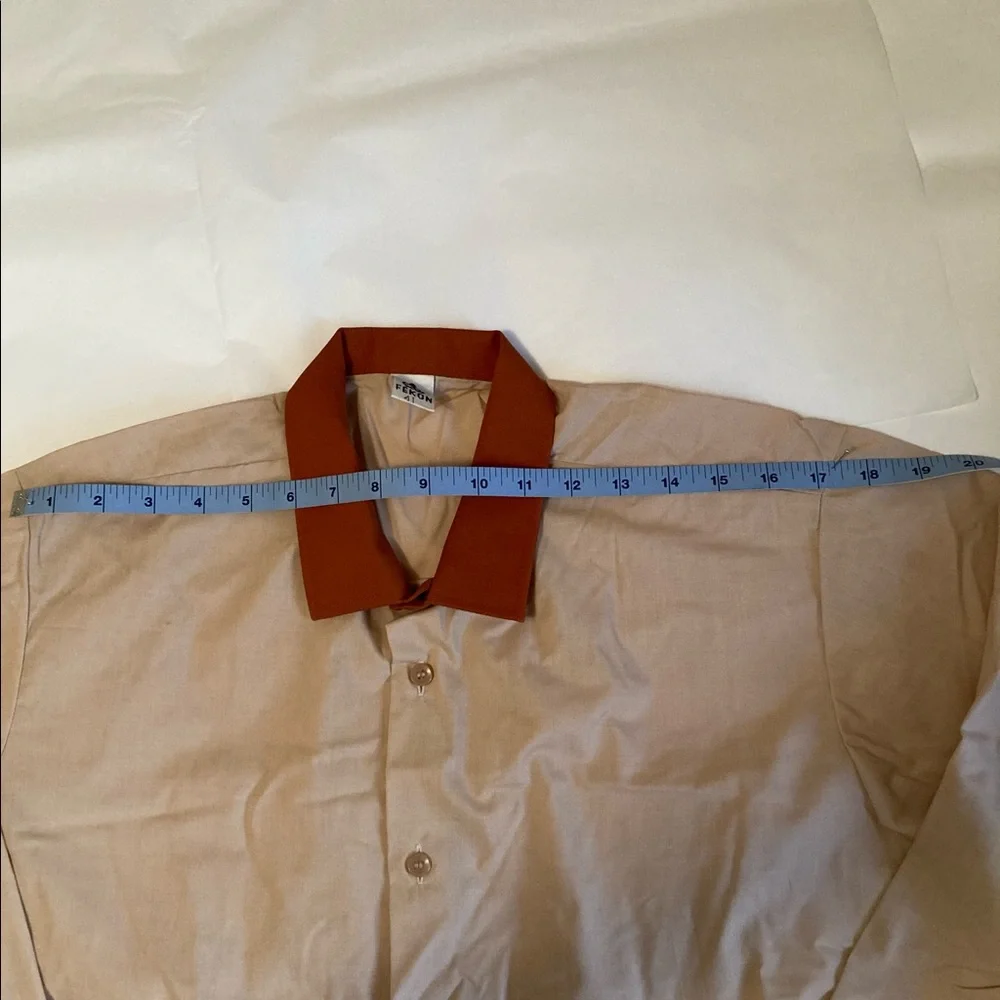 Vintage Men’s Long-sleeved Buttondown - Picture 5 of 7